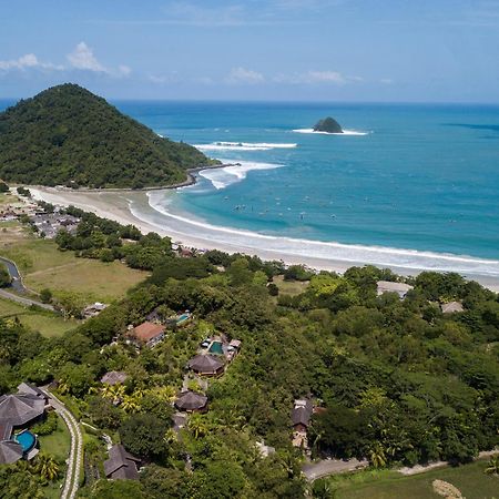 Sempiak Seaside Resort Selong Belanak Buitenkant foto